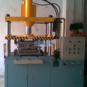 ��Ӧһ�γ���ģ��