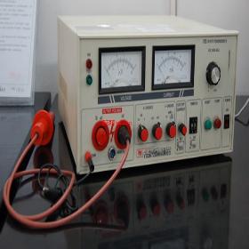 �������������ʵ���ѹ������_�ͳ��綯ѹ����